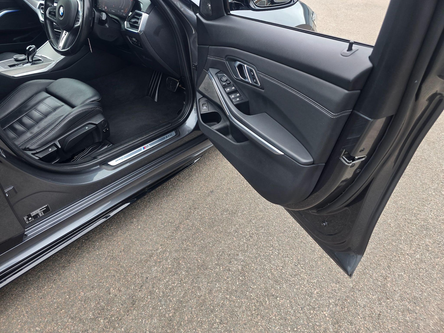 Used BMW 3 Series 2019 for sale - 78100132: Photo 38