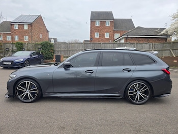 Used BMW 3 Series 2019 for sale - 78100132: Photo