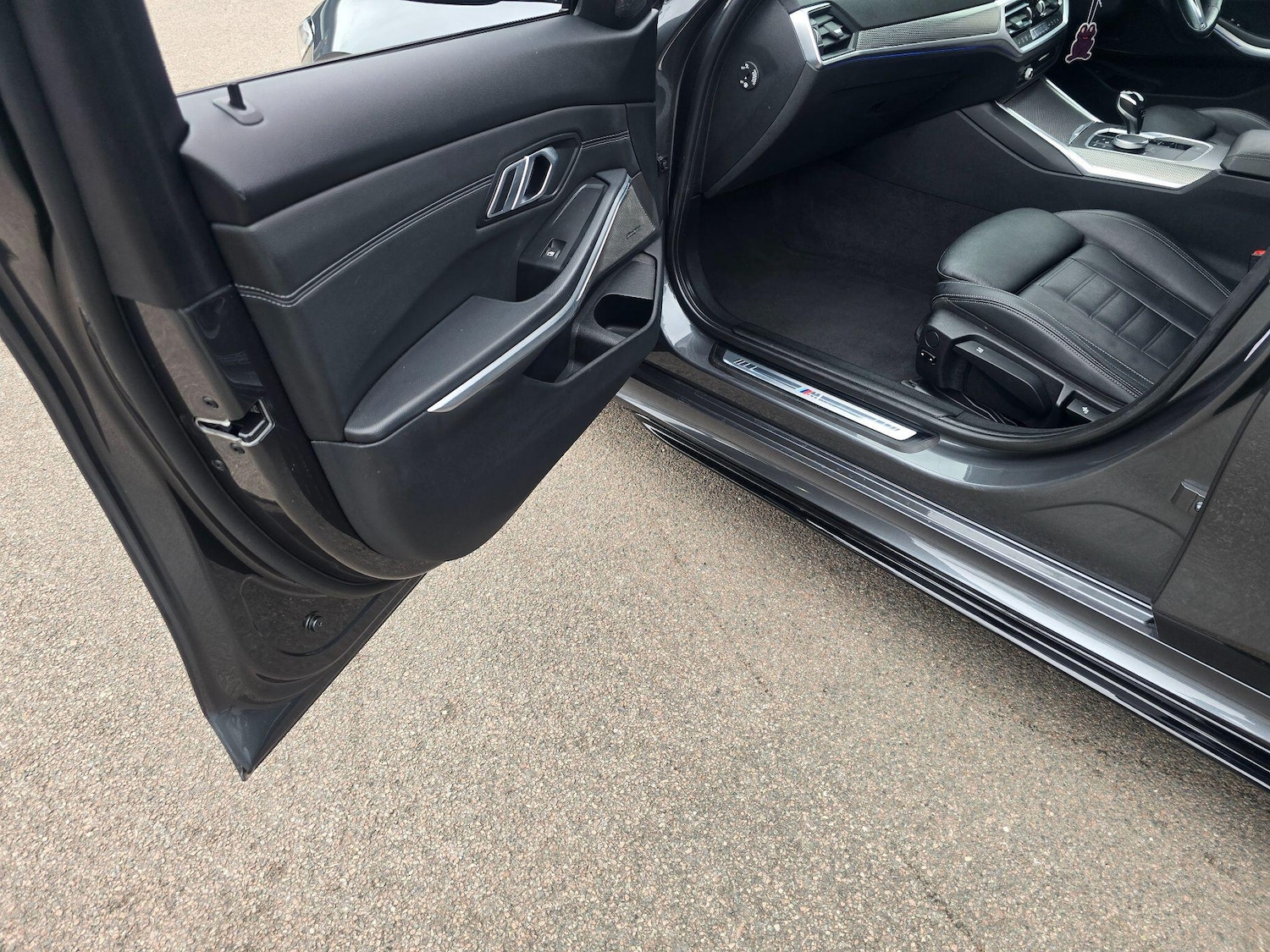 Used BMW 3 Series 2019 for sale - 78100132: Photo 45