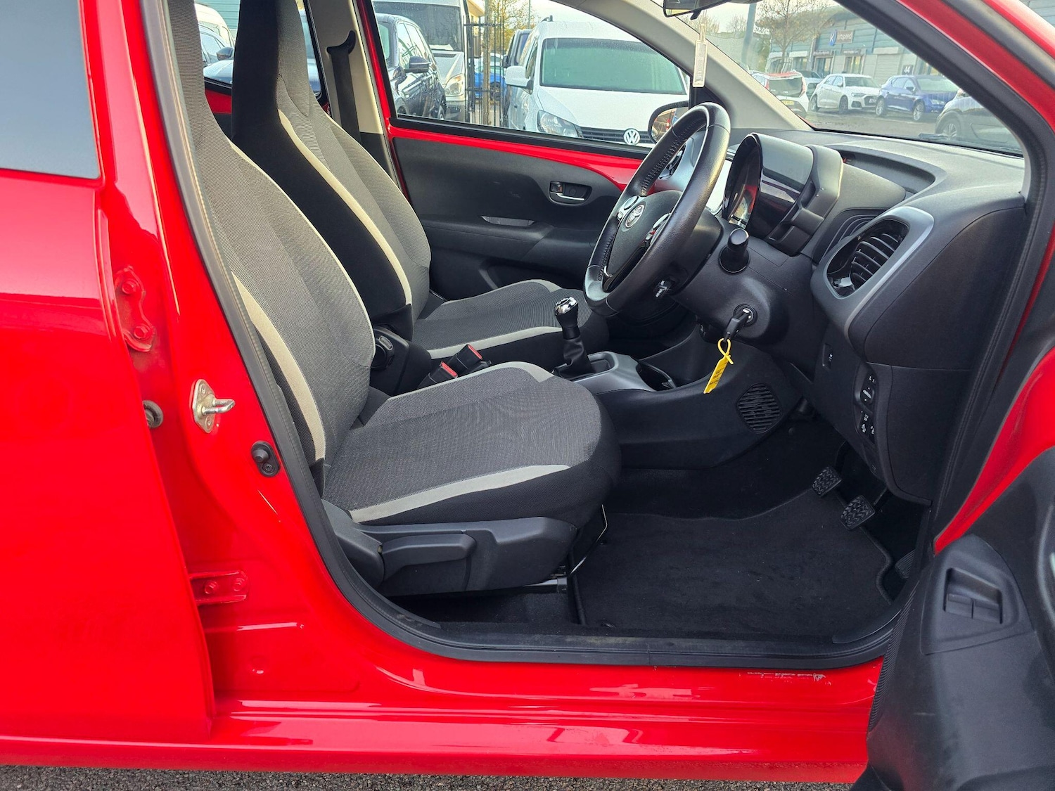 Used Toyota AYGO 2021 for sale - 76572760: Photo 32