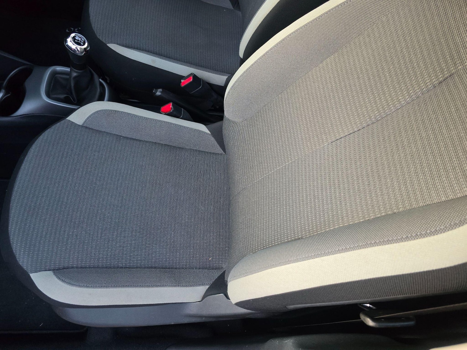 Used Toyota AYGO 2021 for sale - 76572760: Photo 41