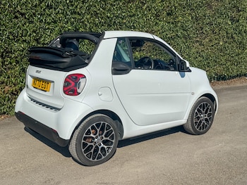 Used smart fortwo 2020 for sale - 77779392: Photo