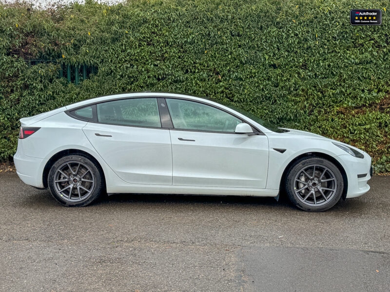 Used Tesla Model 3 2023 for sale - 77041546: Photo 32