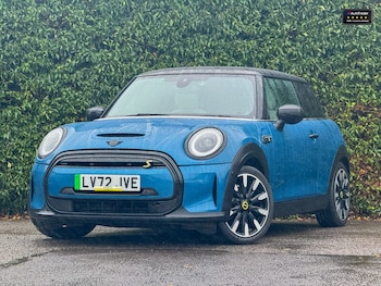 Used MINI Hatch 2022 for sale - 77041617: Photo