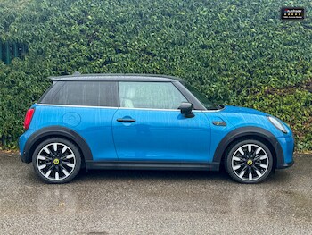 Used MINI Hatch 2022 for sale - 77041617: Photo