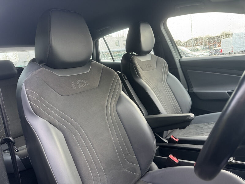 Used Volkswagen ID.4 2022 for sale - 77520451: Photo 12