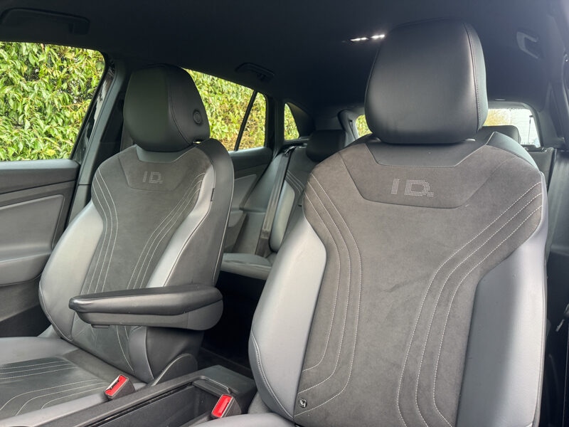 Used Volkswagen ID.4 2022 for sale - 77520451: Photo 8