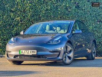 2022 - Saloon 4dr Electric Auto RWD (241 bhp)