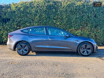 Used Tesla Model 3 2022 for sale - 77037194: Photo