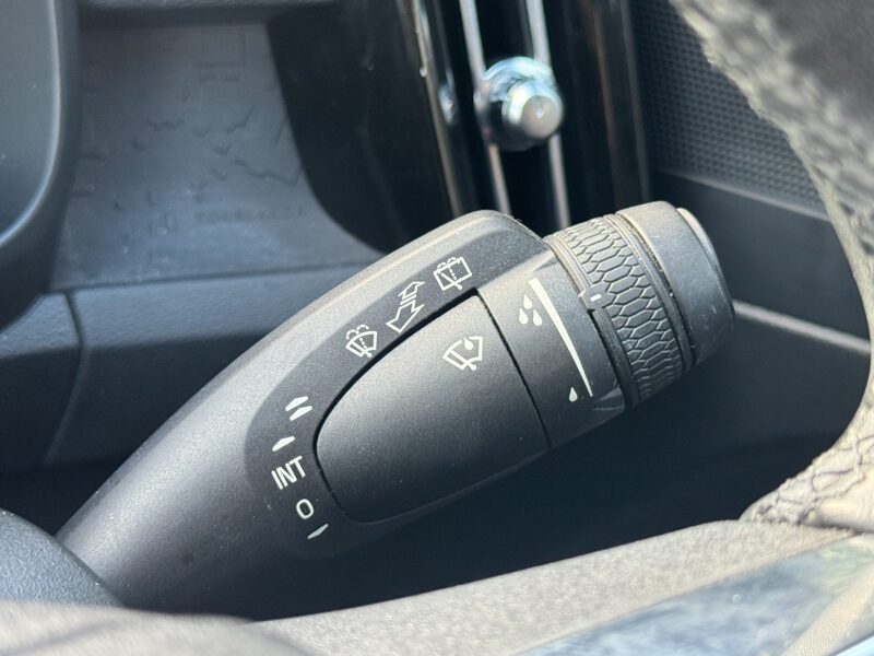 Used Volvo XC40 2022 for sale - 77398885: Photo 20