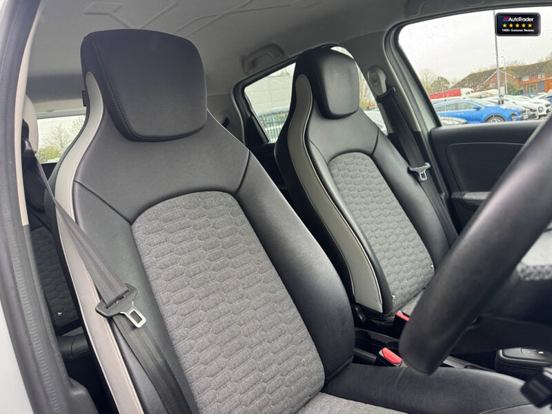 Used Renault Zoe 2020 for sale - 77041576: Photo 11