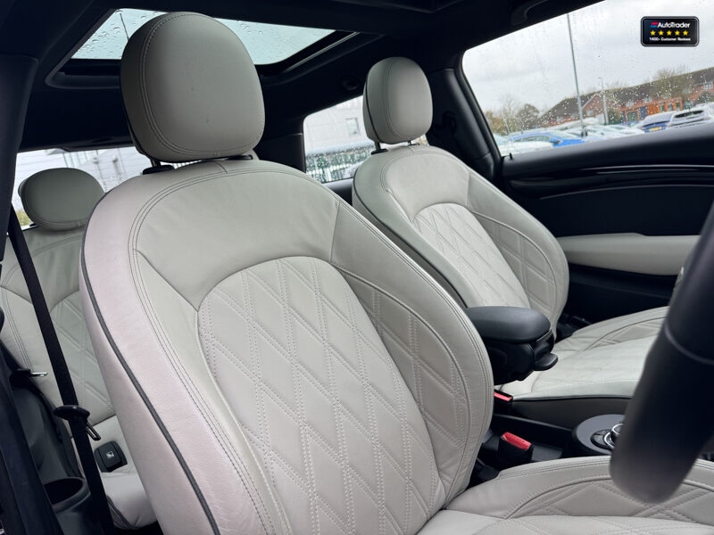 Used MINI Hatch 2022 for sale - 77041587: Photo 12