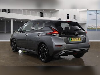 Used Nissan Leaf 2023 for sale - 77651537: Photo