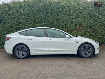 Used Tesla Model 3 2021 for sale - 77041563: Photo