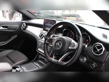 Used Mercedes-Benz GLA 2018 for sale - 79843793: Photo