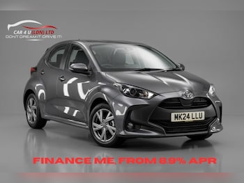 Used Toyota Yaris 2024 for sale - 79538842: Photo
