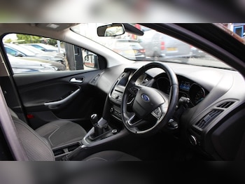 Used Ford Focus 2016 for sale - 79598943: Photo