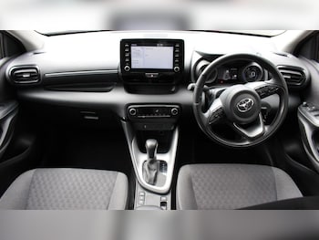 Used Toyota Yaris 2023 for sale - 79599002: Photo