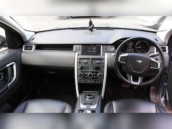 Used Land Rover Discovery Sport 2019 for sale - 79547662: Photo