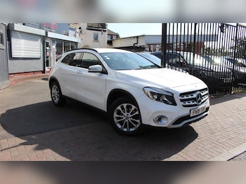 Used Mercedes-Benz GLA 2019 for sale - 79530696: Photo