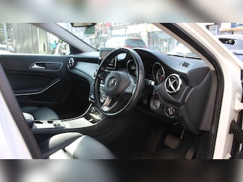 Used Mercedes-Benz GLA 2019 for sale - 79530696: Photo