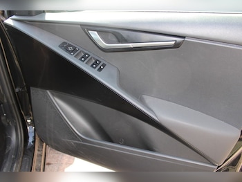 Used Kia Niro 2023 for sale - 79547674: Photo