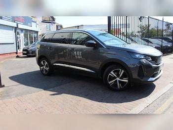 Used Peugeot 5008 2023 for sale - 79530762: Photo