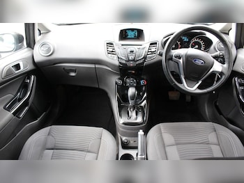 Used Ford Fiesta 2015 for sale - 79598840: Photo