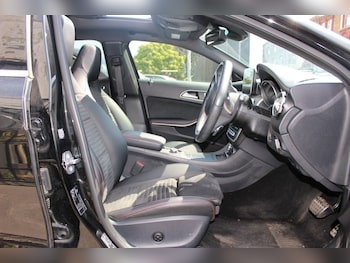 Used Mercedes-Benz GLA 2019 for sale - 79547678: Photo