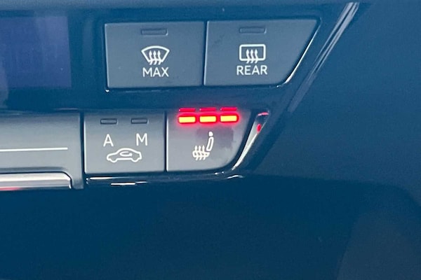 Used Audi Q4 e-tron 2025 for sale - 76230370: Photo 16