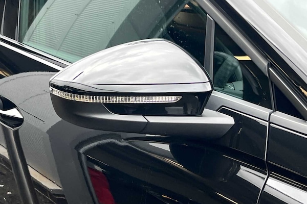 Used Audi Q4 e-tron 2025 for sale - 76230370: Photo 28