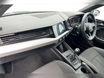 Used Audi A1 2019 for sale - 76205202: Photo