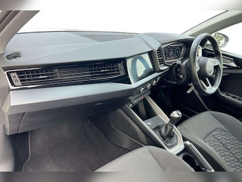 Used Audi A1 2019 for sale - 76411312: Photo