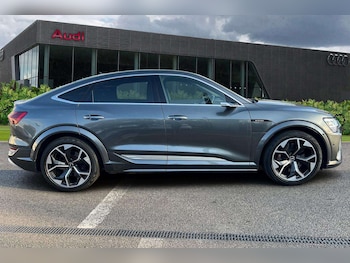 Used Audi e-tron 2021 for sale - 75981257: Photo