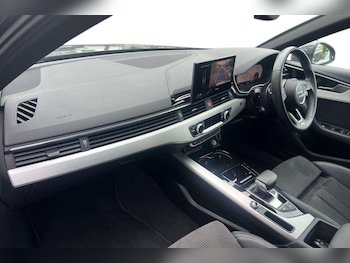 Used Audi A4 2021 for sale - 76692167: Photo