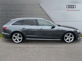 Used Audi A4 2021 for sale - 76692167: Photo
