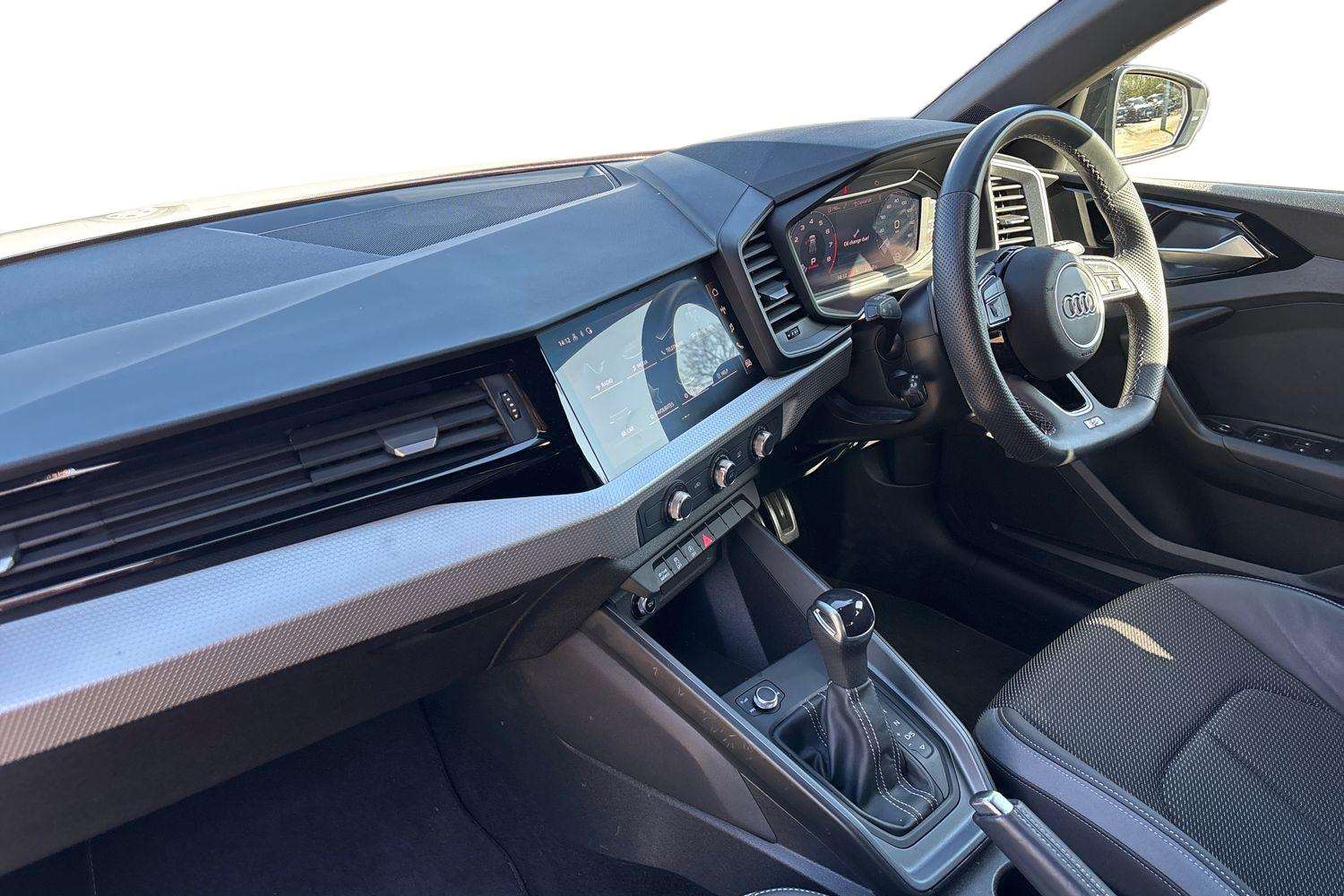 Used Audi A1 2023 for sale - 77928833: Photo 2