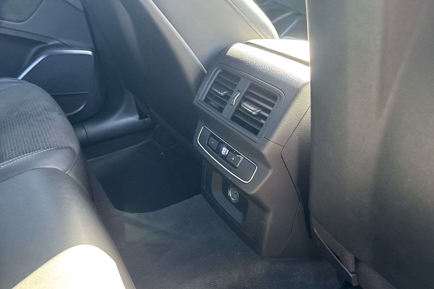 Used Audi Q5 2020 for sale - 77928632: Photo 24