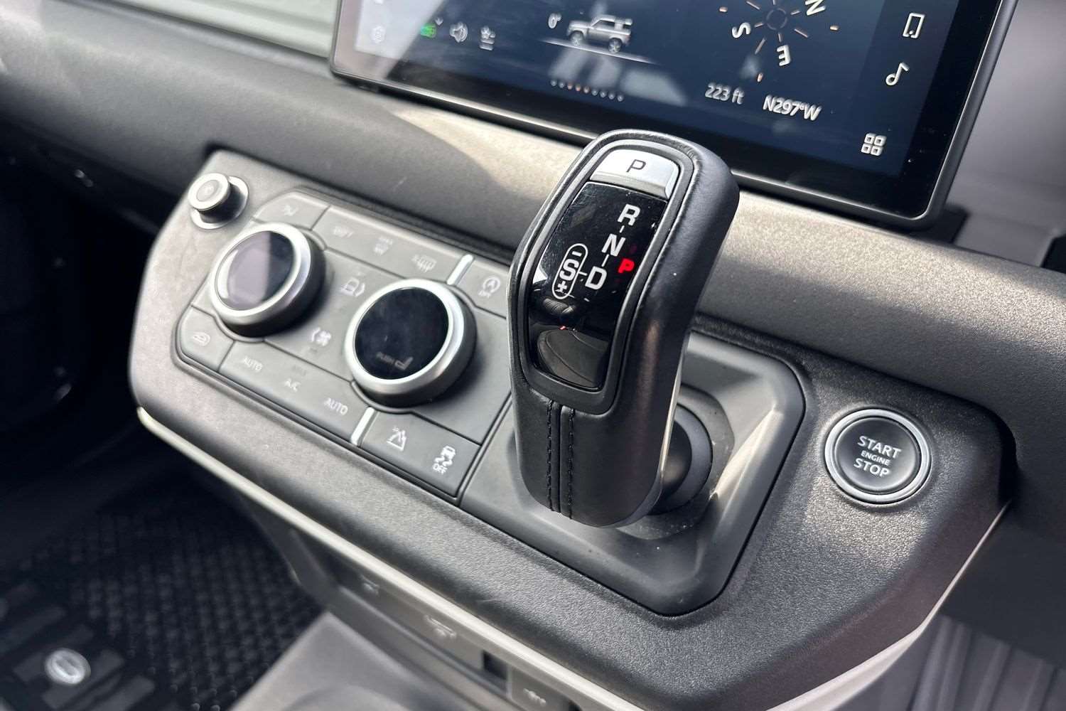 Used Land Rover Defender 2021 for sale - 78209323: Photo 15