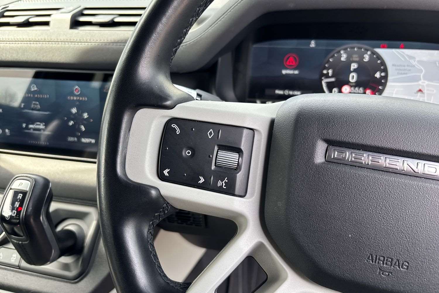 Used Land Rover Defender 2021 for sale - 78209323: Photo 16