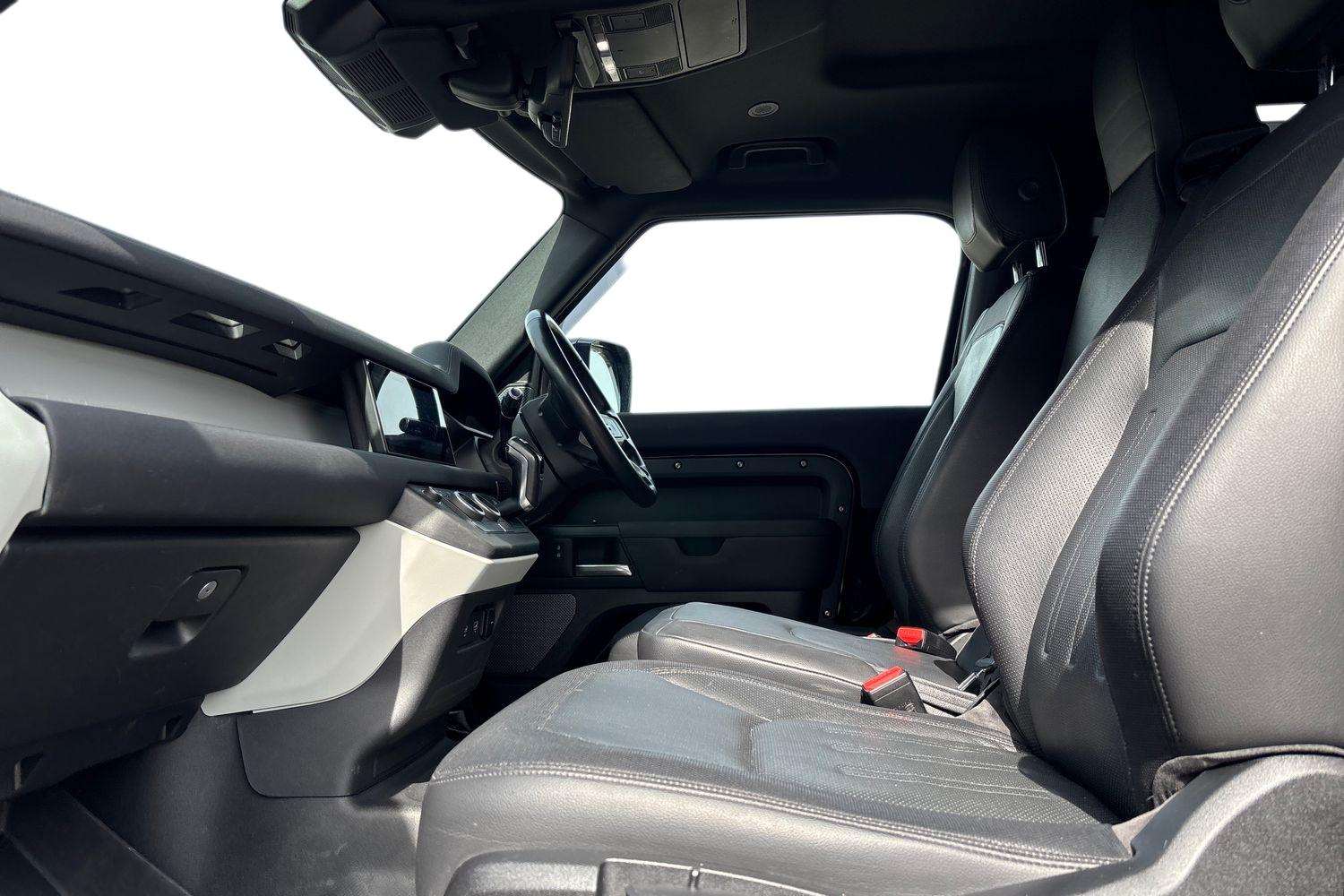 Used Land Rover Defender 2021 for sale - 78209323: Photo 21