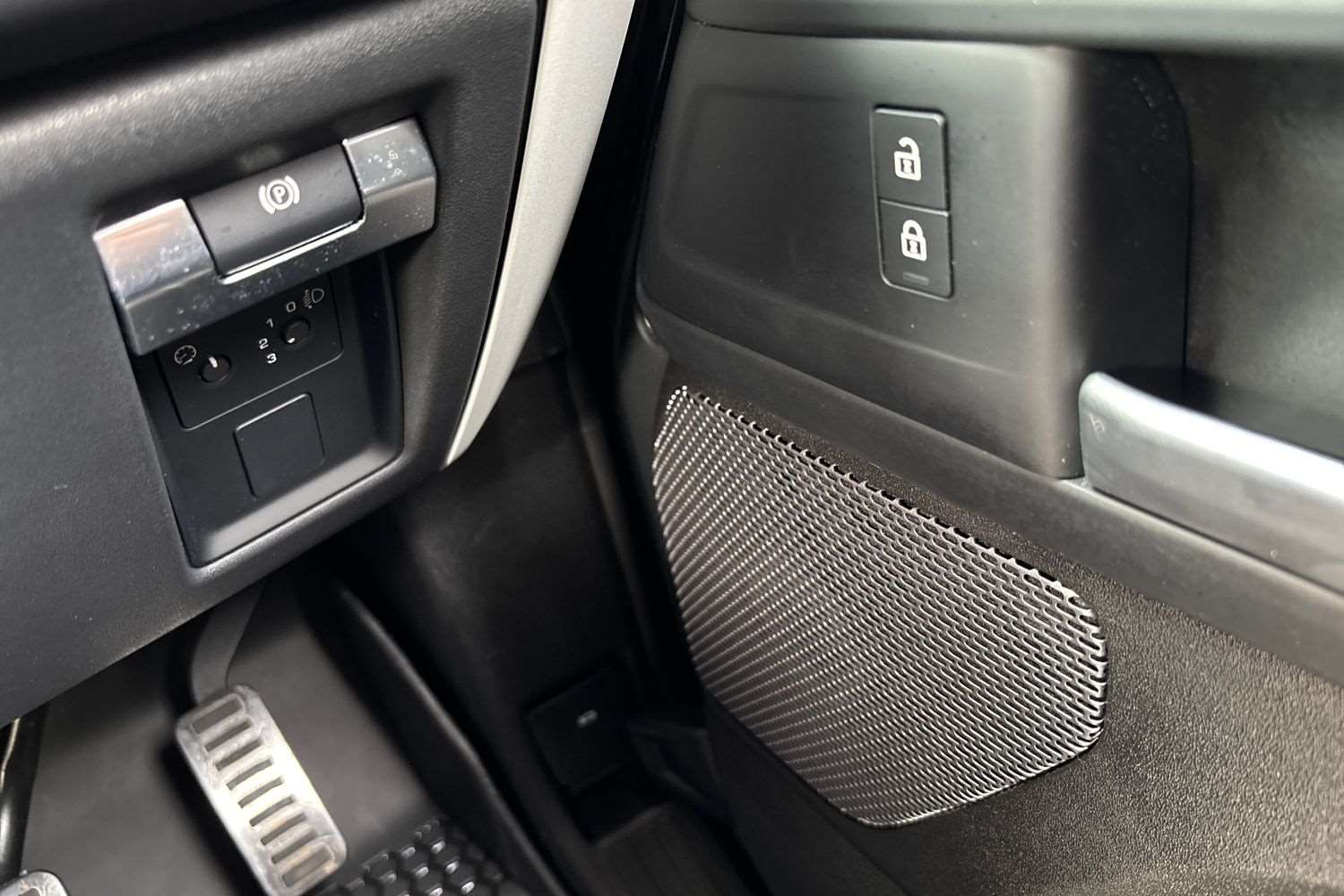 Used Land Rover Defender 2021 for sale - 78209323: Photo 31