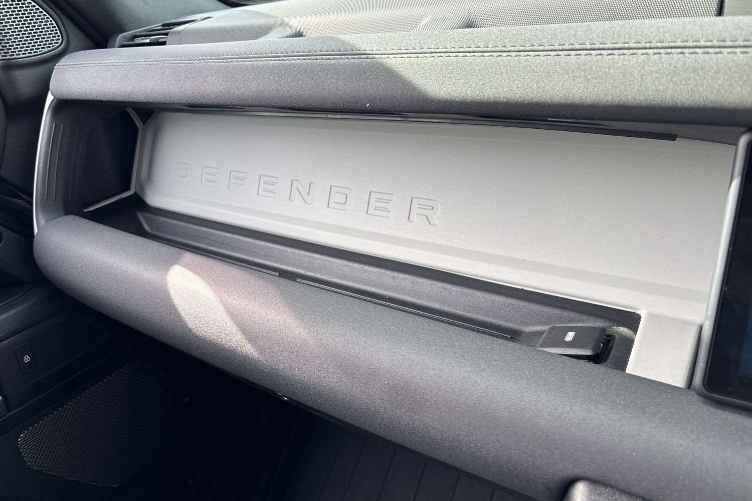 Used Land Rover Defender 2021 for sale - 78209323: Photo 34