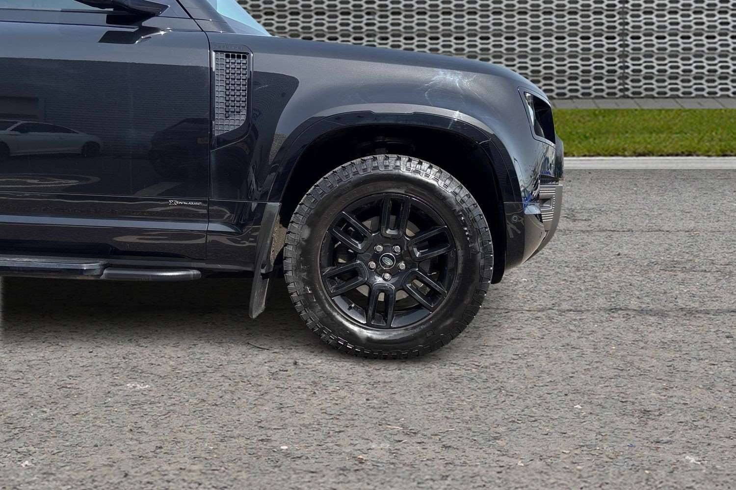 Used Land Rover Defender 2021 for sale - 78209323: Photo 5