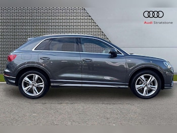 Used Audi Q3 2023 for sale - 78550869: Photo
