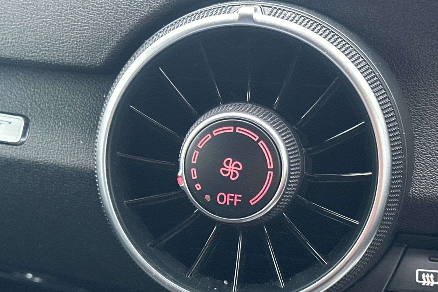 Used Audi TT 2017 for sale - 76902402: Photo 31