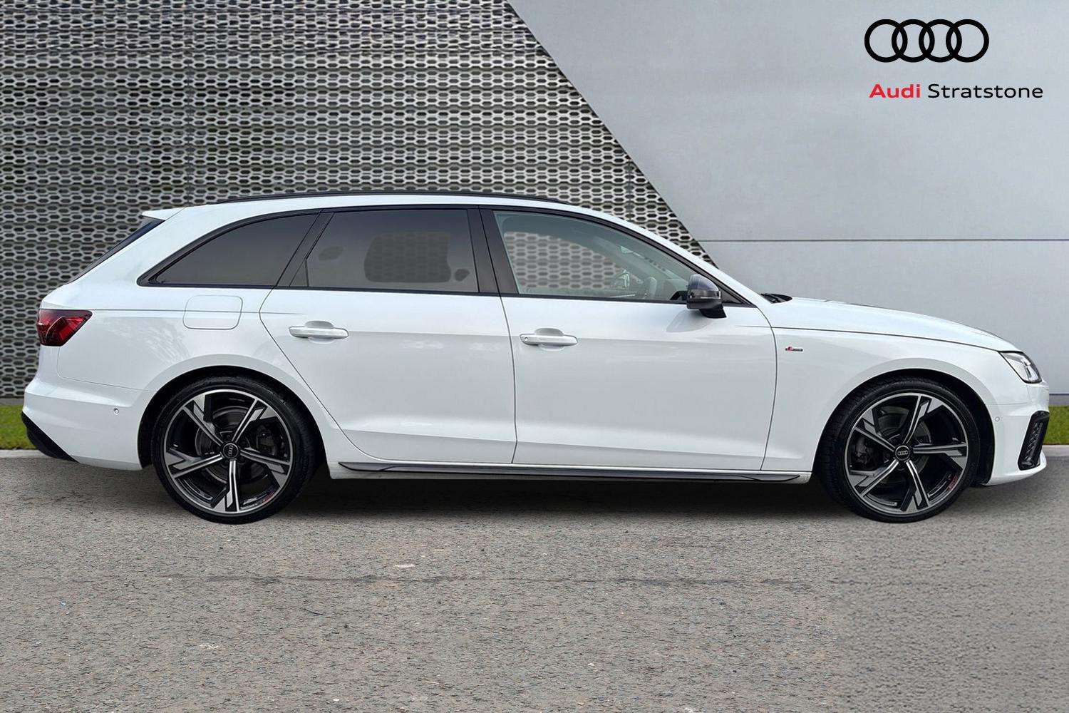 Used Audi A4 2024 for sale - 77178936: Photo 4