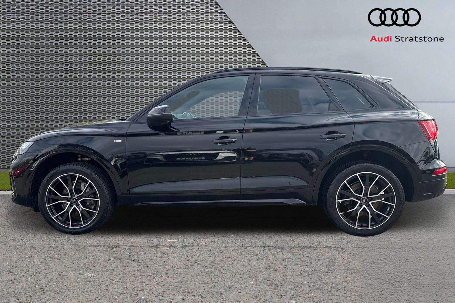 Used Audi Q5 2023 for sale - 77500404: Photo 8