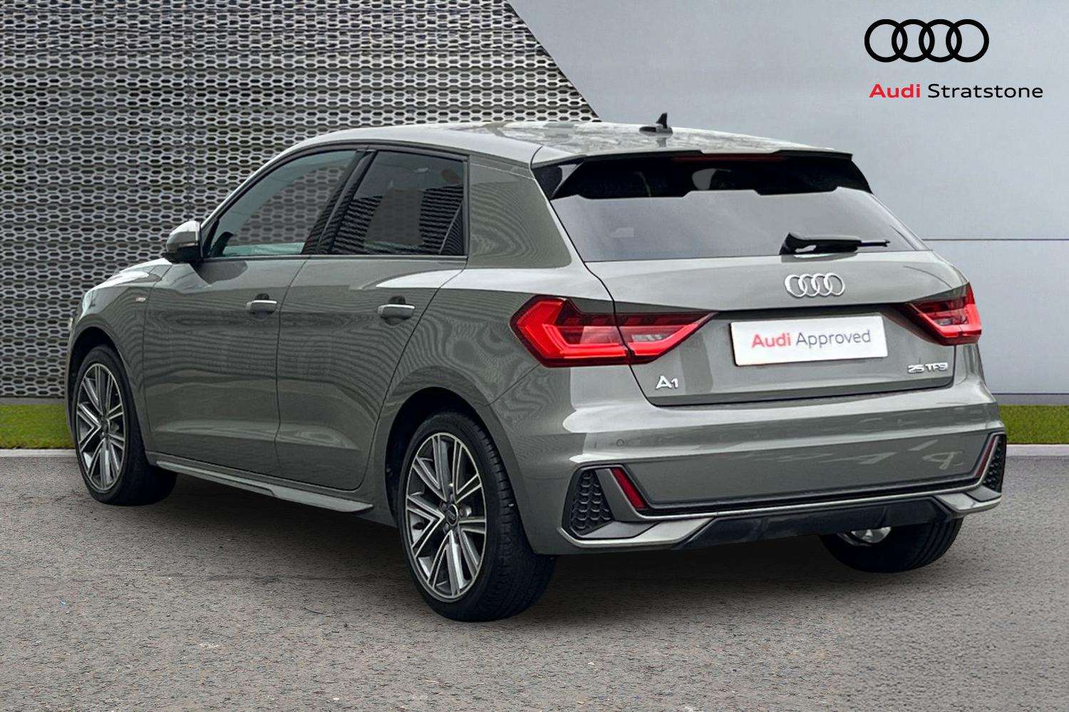 Used Audi A1 2024 for sale - 77943514: Photo 3