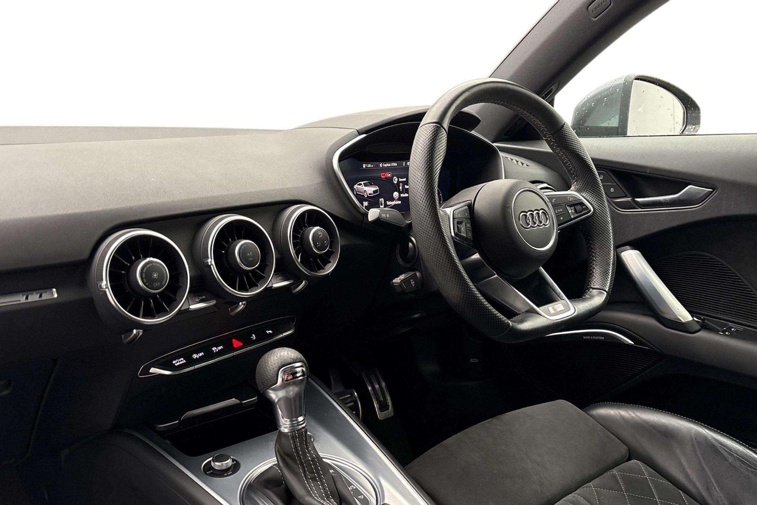 Used Audi TT 2021 for sale - 78010111: Photo 2